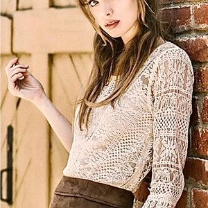 🥂NEW! Elegance & Lace Handmade Luxury Black Tie Top. Color Ivory, Size: M, L